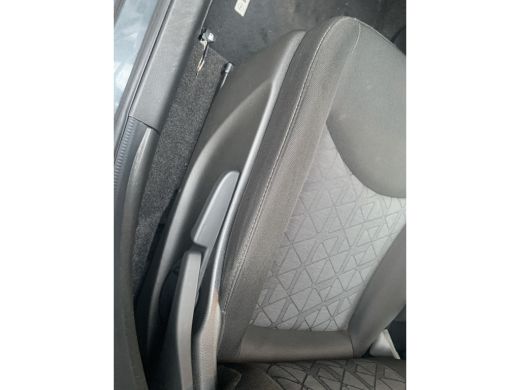Opel KARL 1.0 ecoFLEX 120 Jaar Edition Airco | Bluetooth | Cruise Control | LMV 15" | Leuke auto! ActivLease financial lease