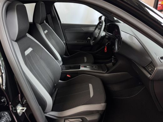 Opel Mokka 1.2 TURBO 130PK GS LINE / BLACK PACK 360.CAM 03/2025 CAPRLAY STOEL/STUUR VERW CAMERA ActivLease financial lease