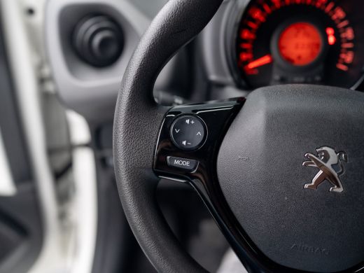 Peugeot 108 1.0 e-VTi Active | Camera | Navi | Airco | Bluetooth | Prijs Rijklaar!! ActivLease financial lease