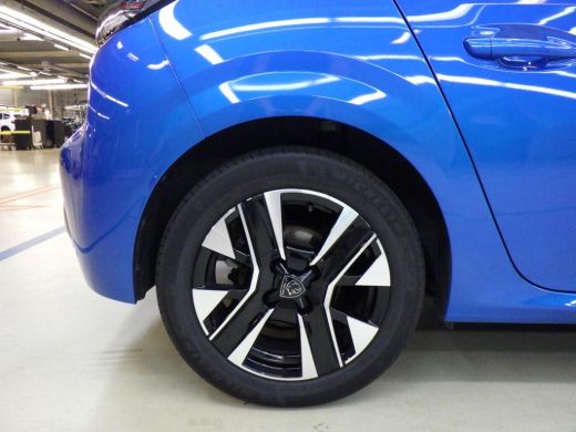 Peugeot 208 1.2 PureTech 100 Allure | Navigatie | Camera | Apple carplay | Adaptieve cruise | Nieuw model | ActivLease financial lease