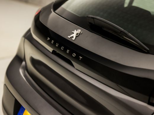 Peugeot 208 1.2 PureTech Active Sport (APPLE CARPLAY, GROOT NAVI, LANE ASSIST, SPORTSTOELEN, START/STOP, NIEU... ActivLease financial lease