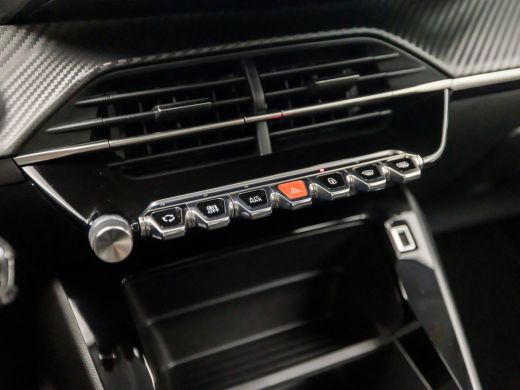 Peugeot 208 1.2 PureTech Active Sport (APPLE CARPLAY, GROOT NAVI, LANE ASSIST, SPORTSTOELEN, START/STOP, NIEU... ActivLease financial lease