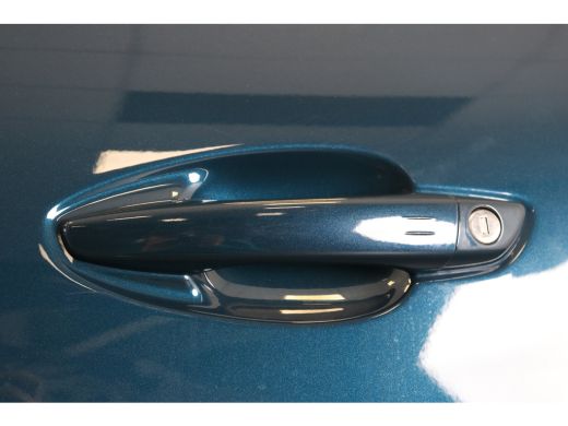 Peugeot 3008 1.2 PureTech 130PK EAT8 GT | Navi | Clima | Adaptive Cruise | Stoelverwarming | Dodehoeksensoren ... ActivLease financial lease