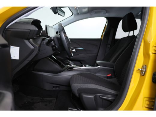 Peugeot e-208 EV Active 50 kWh 3-Fase | Dealer Onderhouden! | LED | navi | Cruise Control | DAB | Clima | Parke... ActivLease financial lease