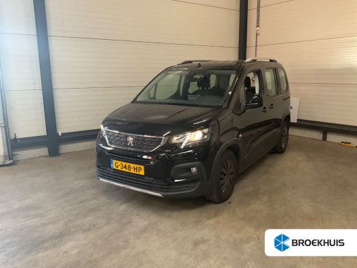 Peugeot Rifter 1.2 Puretech Allure | Navigatie | Camera | Parkeersensoren voor + achter | Apple carplay | 80.000... Peugeot Rifter 1.2 Puretech Allure | Navigatie | Camera | Parkeersensoren voor + achter | Apple carplay | 80.000...
