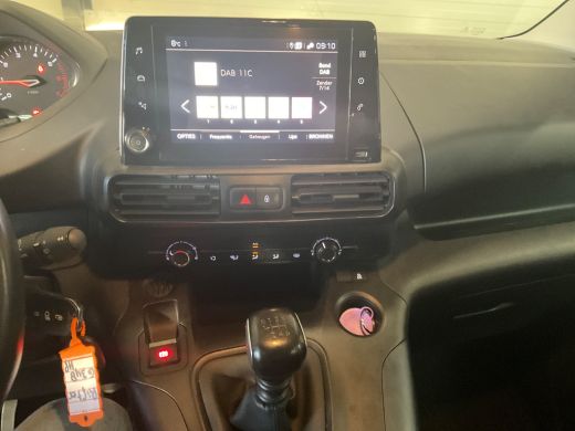 Peugeot Rifter 1.2 Puretech Allure | Navigatie | Camera | Parkeersensoren voor + achter | Apple carplay | 80.000... ActivLease financial lease