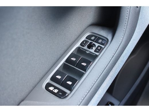 Polestar 2 Standard Range Single Motor 69 kWh | PLUS PACK | WINTERPACK | PANODAK | ELEKT. STOELEN + MEMORY |... ActivLease financial lease