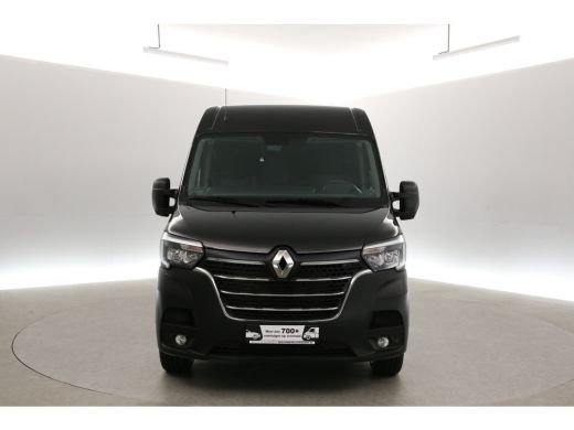 Renault Master T35 2.3 dCi 135 L2H2 | 3500kg Trekgew. | Airco | Cruise | 3-Zits | Camera | Navigatie | Trekh. | ... ActivLease financial lease