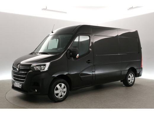 Renault Master T35 2.3 dCi 135 L2H2 | 3500kg Trekgew. | Airco | Cruise | 3-Zits | Camera | Navigatie | Trekh. | ... ActivLease financial lease