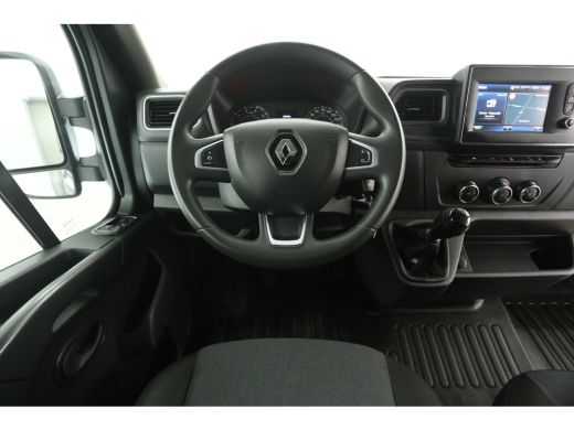 Renault Master T35 2.3 dCi 135 L2H2 | 3500kg Trekgew. | Airco | Cruise | 3-Zits | Camera | Navigatie | Trekh. | ... ActivLease financial lease