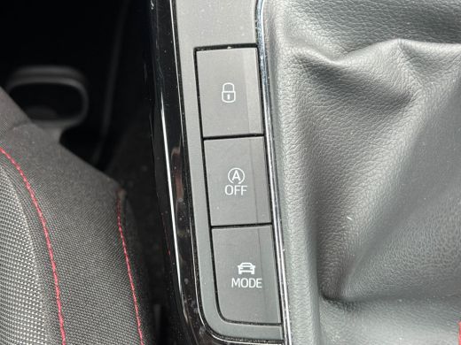 Seat Arona 1.0 TSI 115 pk FR Business Intense | Trekhaak afneembaar | Parkeersensoren | A-uitrijcamera | ActivLease financial lease