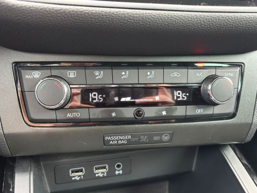 Seat Arona 1.0 TSI 115 pk FR Business Intense | Trekhaak afneembaar | Parkeersensoren | A-uitrijcamera | ActivLease financial lease