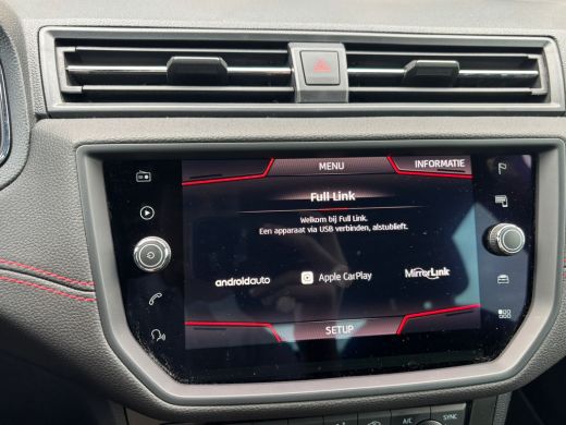 Seat Arona 1.0 TSI 115 pk FR Business Intense | Trekhaak afneembaar | Parkeersensoren | A-uitrijcamera | ActivLease financial lease