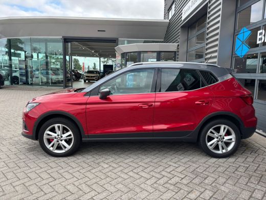 Seat Arona 1.0 TSI 115 pk FR Business Intense | Trekhaak afneembaar | Parkeersensoren | A-uitrijcamera | ActivLease financial lease