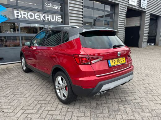 Seat Arona 1.0 TSI 115 pk FR Business Intense | Trekhaak afneembaar | Parkeersensoren | A-uitrijcamera | ActivLease financial lease