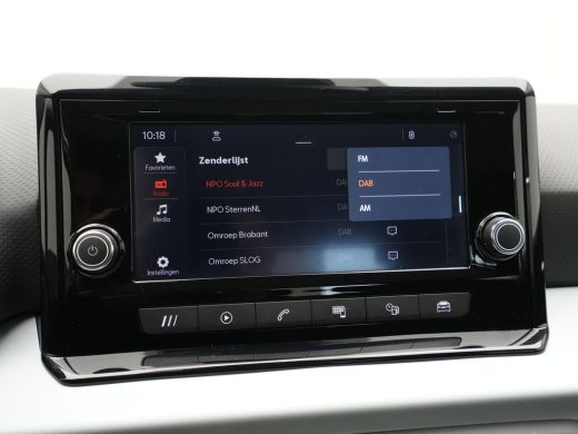 Seat Ibiza 1.0 EcoTSI 95pk Style Navi via App Clima Pdc Front/Lane Assist Dab 275 ActivLease financial lease