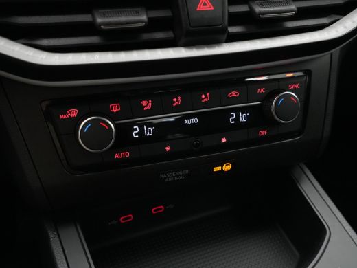 Seat Ibiza 1.0 EcoTSI 95pk Style Navi via App Clima Pdc Front/Lane Assist Dab 275 ActivLease financial lease