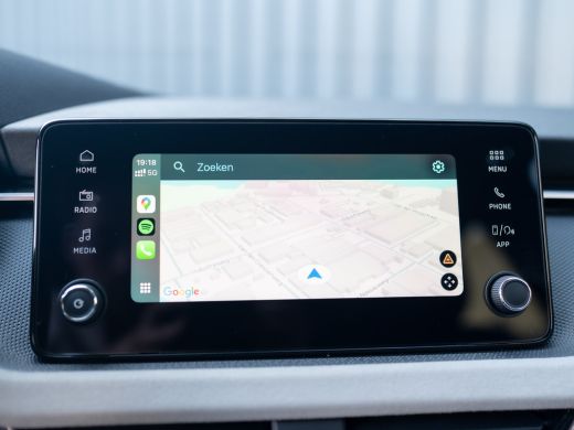 Skoda Kamiq 1.0 TSI Business Edition | Keyless | Trekhaak |Stoelverwarming | Parkeersensoren | Prijs Rijklaar!! ActivLease financial lease