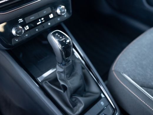 Skoda Kamiq 1.0 TSI Business Edition | Keyless | Trekhaak |Stoelverwarming | Parkeersensoren | Prijs Rijklaar!! ActivLease financial lease