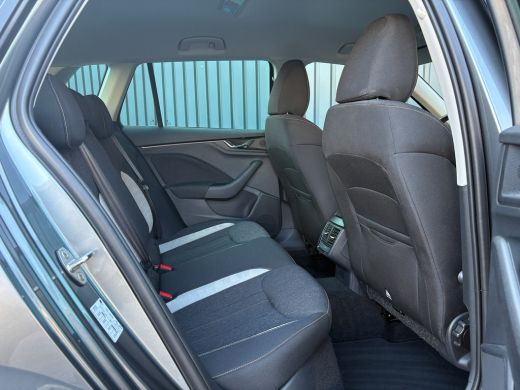 Skoda Kamiq 1.0 TSI Business Edition | Keyless | Trekhaak |Stoelverwarming | Parkeersensoren | Prijs Rijklaar!! ActivLease financial lease