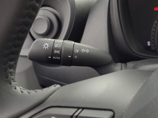 Toyota Aygo 1.0 VVT-i MT Play | Apple CarPlay | Pakeercamera | Cruise Control | Rijklaarprijs incl. garantie | ActivLease financial lease