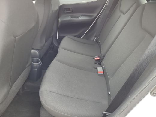 Toyota Aygo 1.0 VVT-i MT Play | Apple CarPlay | Pakeercamera | Cruise Control | Rijklaarprijs incl. garantie | ActivLease financial lease