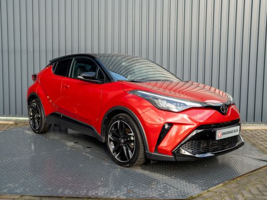 Toyota C-HR 1.8 Hybrid GR-Sport | Dodehoek sensoren | Stoel & Stuur verw. | 19'' | Prijs Rijklaar!! ActivLease financial lease