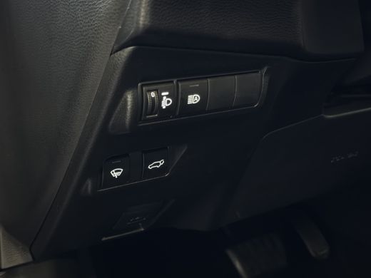 Toyota Corolla Cross HYBRID 140 2025 STYLE STOEL/STUUR VERW. ELEK.KLEP LED KEYLESS CARPLAY NAVI CAMERA ADAP CRUISE PDC ActivLease financial lease