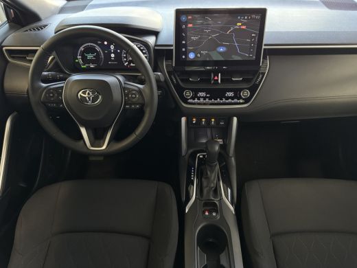 Toyota Corolla Cross HYBRID 140 2025 STYLE STOEL/STUUR VERW. ELEK.KLEP LED KEYLESS CARPLAY NAVI CAMERA ADAP CRUISE PDC ActivLease financial lease
