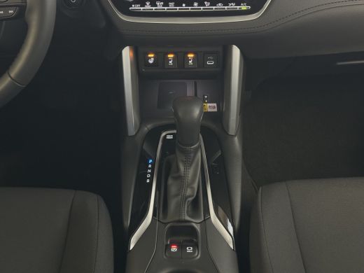 Toyota Corolla Cross HYBRID 140 2025 STYLE STOEL/STUUR VERW. ELEK.KLEP LED KEYLESS CARPLAY NAVI CAMERA ADAP CRUISE PDC ActivLease financial lease