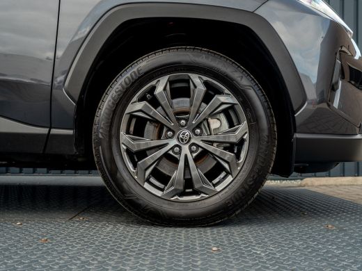 Toyota RAV4 2.5 Hybrid Business Plus | Nwe Model | Elk. A-klep | Keyless | Stoelverwarming | Camera | PDC V&A... ActivLease financial lease