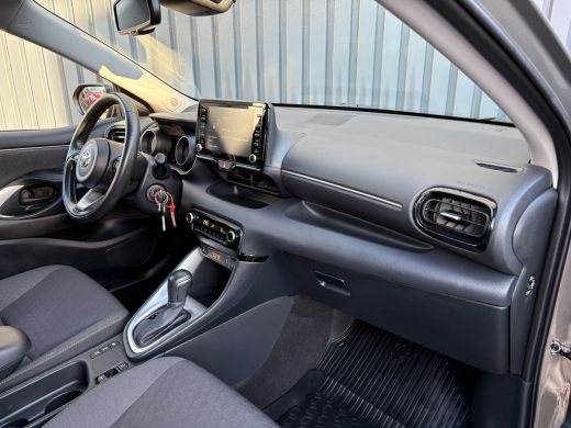 Toyota Yaris 1.5 Hybrid 115 Dynamic | Stoelverw. | Camera | Reservewiel | Prijs Rijklaar!! ActivLease financial lease