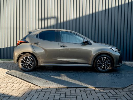 Toyota Yaris 1.5 Hybrid 115 Dynamic | Stoelverw. | Camera | Reservewiel | Prijs Rijklaar!! ActivLease financial lease
