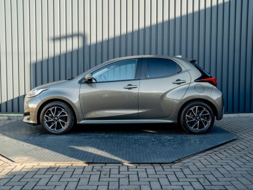 Toyota Yaris 1.5 Hybrid 115 Dynamic | Stoelverw. | Camera | Reservewiel | Prijs Rijklaar!! ActivLease financial lease