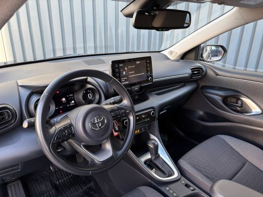 Toyota Yaris 1.5 Hybrid 115 Dynamic | Stoelverw. | Camera | Reservewiel | Prijs Rijklaar!! ActivLease financial lease