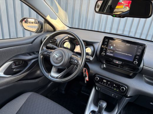 Toyota Yaris 1.5 Hybrid 115 Dynamic | Stoelverw. | Camera | Reservewiel | Prijs Rijklaar!! ActivLease financial lease
