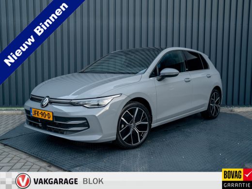 Volkswagen Golf 1.5 eTSI 50 Edition | Panodak | Stoelgeheugen | Head up | Trekhaak Elk. Wegkl. | Harman/ Kardon |... Volkswagen Golf 1.5 eTSI 50 Edition | Panodak | Stoelgeheugen | Head up | Trekhaak Elk. Wegkl. | Harman/ Kardon |...