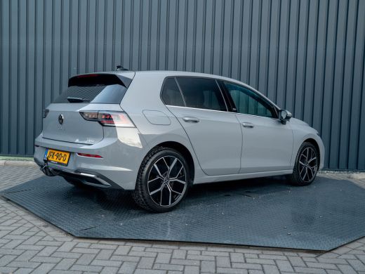 Volkswagen Golf 1.5 eTSI 50 Edition | Panodak | Stoelgeheugen | Head up | Trekhaak Elk. Wegkl. | Harman/ Kardon |... ActivLease financial lease