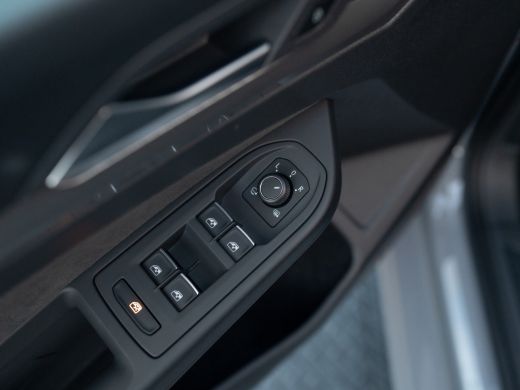 Volkswagen Golf 1.5 eTSI 50 Edition | Panodak | Stoelgeheugen | Head up | Trekhaak Elk. Wegkl. | Harman/ Kardon |... ActivLease financial lease