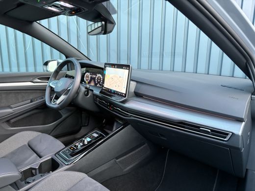 Volkswagen Golf 1.5 eTSI 50 Edition | Panodak | Stoelgeheugen | Head up | Trekhaak Elk. Wegkl. | Harman/ Kardon |... ActivLease financial lease