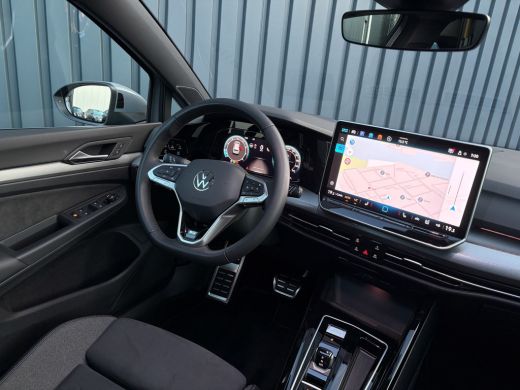 Volkswagen Golf 1.5 eTSI 50 Edition | Panodak | Stoelgeheugen | Head up | Trekhaak Elk. Wegkl. | Harman/ Kardon |... ActivLease financial lease