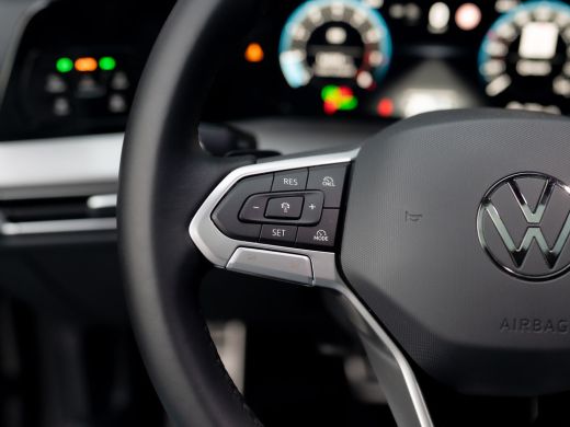 Volkswagen Golf 1.5 eTSI 50 Edition | Panodak | Stoelgeheugen | Head up | Trekhaak Elk. Wegkl. | Harman/ Kardon |... ActivLease financial lease