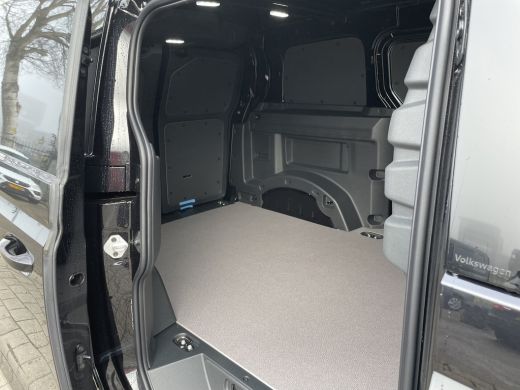 Volkswagen ID. Buzz Cargo Cargo Economy Business 286PK | ACTIEPRIJS | trekhaak | 3 zits | achterdeuren ActivLease financial lease