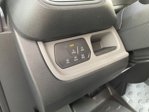 Volkswagen ID. Buzz Cargo Cargo Economy Business 286PK RWD | Trekhaak | Achterdeuren | Achteruitrijcamera | app connect ActivLease financial lease