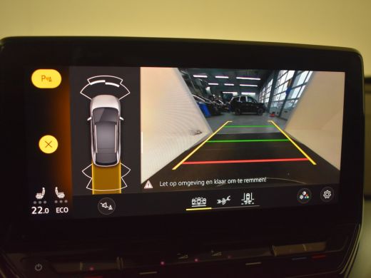 Volkswagen ID.4 First 77 kWh 204pk | Camera achter | Adaptief cruise control | Navigatie | App connect | Led kopl... ActivLease financial lease