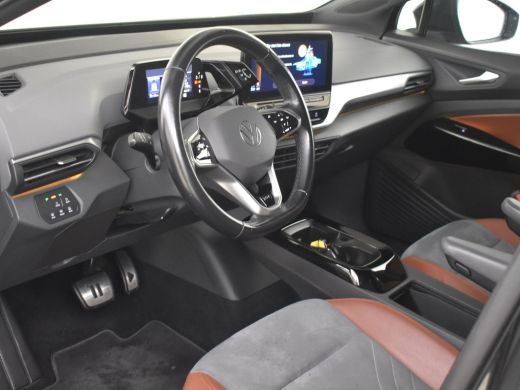 Volkswagen ID.4 First 77 kWh 204pk | Camera achter | Adaptief cruise control | Navigatie | App connect | Led kopl... ActivLease financial lease