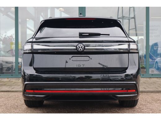 Volkswagen ID.7 286PK Pro Limited Edition | Achterbank in ongelijke delen neerklapbaar incl. middenarmsteun en do... ActivLease financial lease
