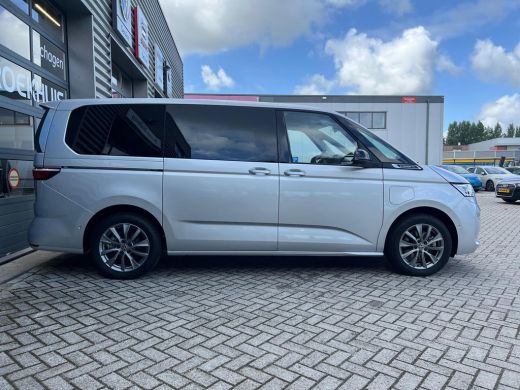 Volkswagen Multivan 1.4 eHybrid L2H1 Life Business | Trekhaak | Verwarmd voorraam | Navigatie | Panoramadak | ActivLease financial lease