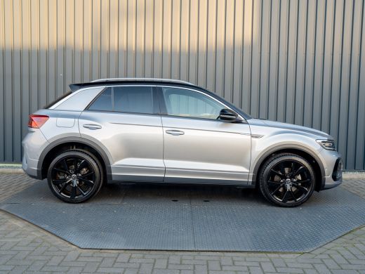 Volkswagen T-Roc 1.5 TSI 150Pk R-Line Business | Black Style | IQ Light | 19'' | Camera | Prijs Rijklaar!! ActivLease financial lease