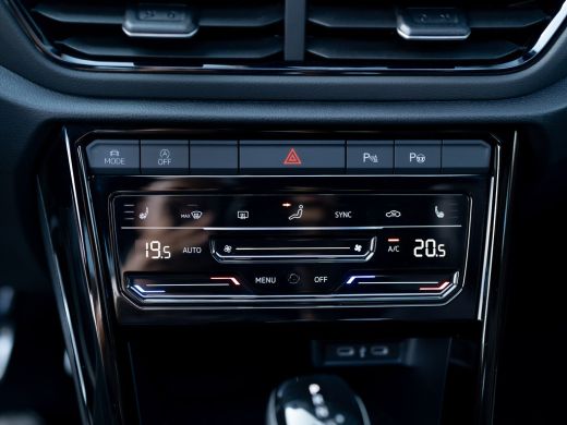 Volkswagen T-Roc 1.5 TSI R-Line Business | Beats | Panodak | Trekhaak afnb | 19'' | Keyless | IQ Light | Prijs Rij... ActivLease financial lease